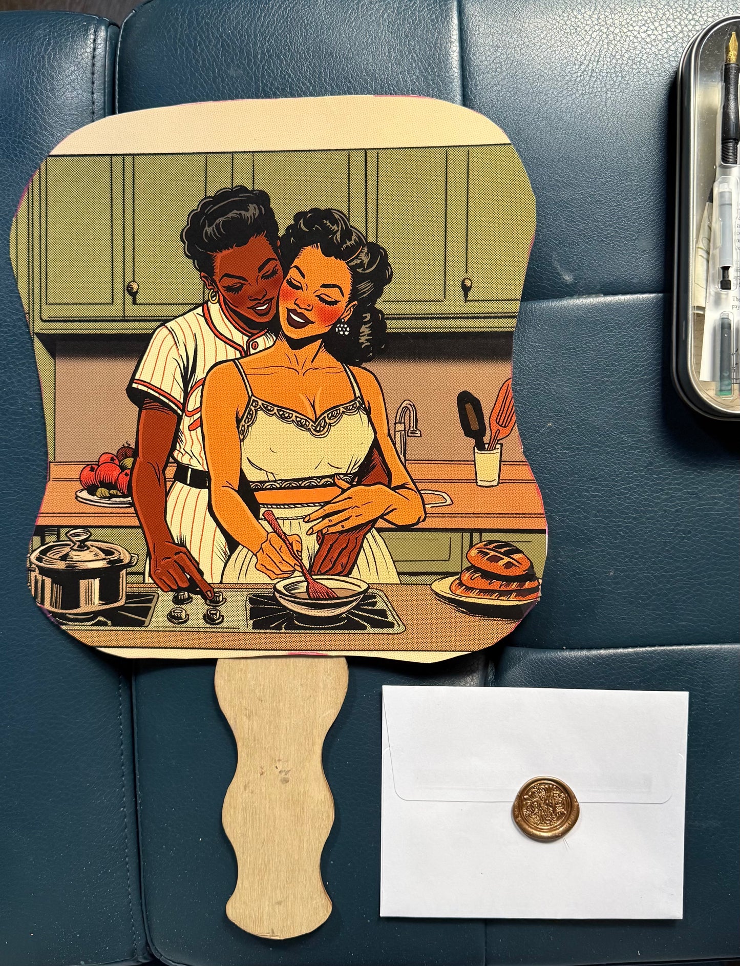 Her Arms Limited Edition Fan